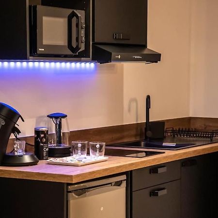 Blue Night - Jacuzzi - Bord De Seine Apartment Corbeil-Essonnes Luaran gambar